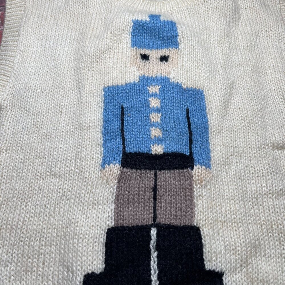 Vintage Jantzen 80s Sleeveless Sweater Vest Toy Solider Hand Knitted Sz Medium - Picture 2 of 6